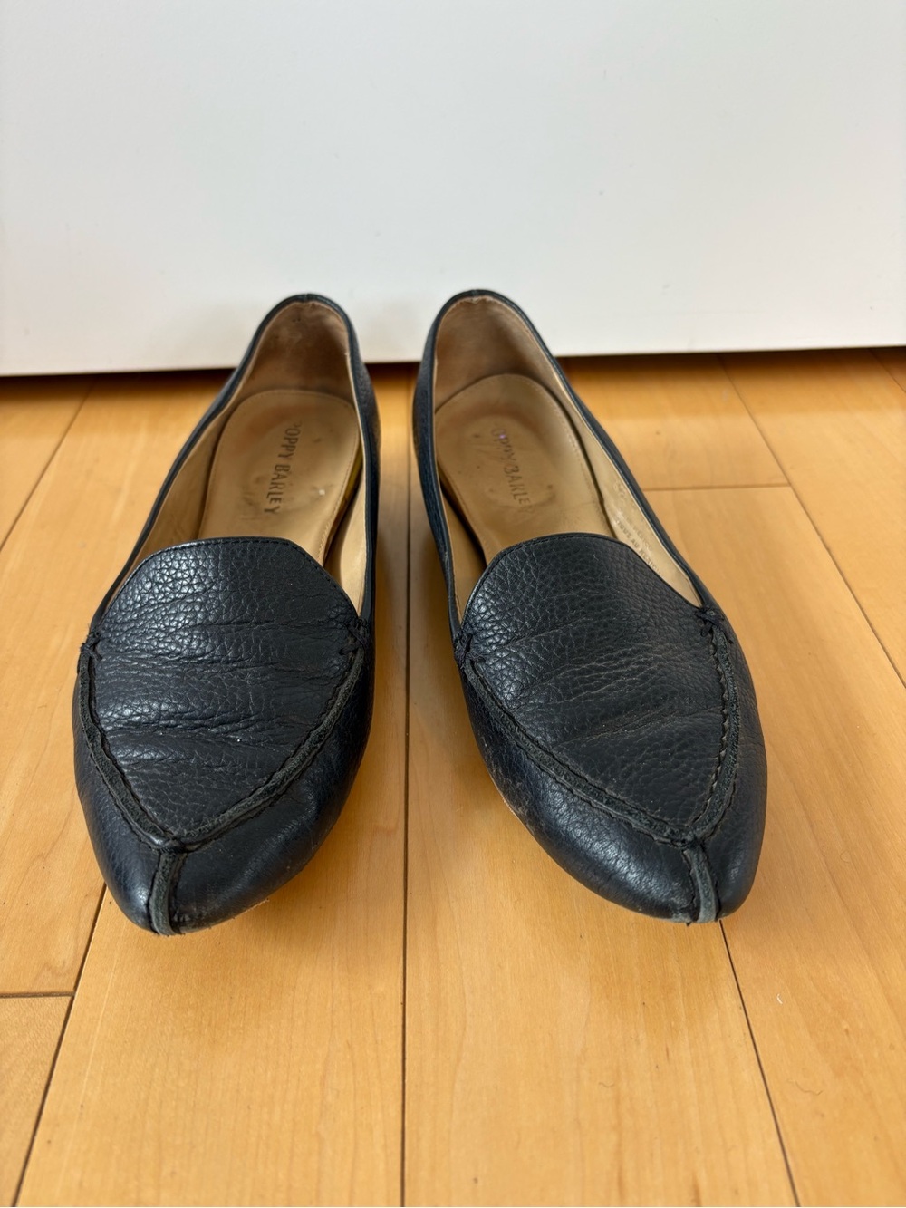Poppy Barley Women’s Black Leather Pointed Loafer Flats Size 6.5